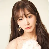 가수인 수아의 대표 이미지