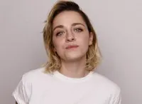 영화배우인 줄리엣 앨리스 고빈의 대표 이미지