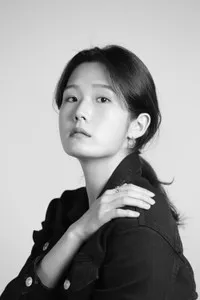 영화배우인 윤현경의 대표 이미지