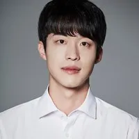 영화배우인 김현명의 대표 이미지