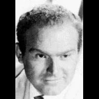 배우인 진 에반스의 대표 이미지