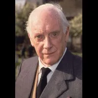 배우인 그레햄 크로우든의 대표 이미지