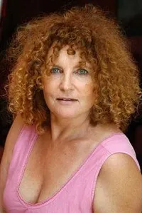 영화배우인 발레리 메리스의 대표 이미지