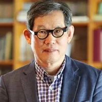 출판인, 기자인 김언호의 대표 이미지