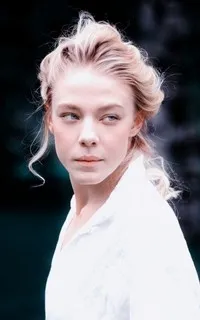 영화배우인 알리오나 미하일로바의 대표 이미지