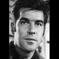 배우인 마이클 크레이그의 대표 이미지