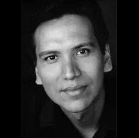 영화배우인 마이클 그레이에예스의 대표 이미지