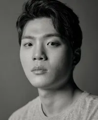 연극배우인 김기주의 대표 이미지