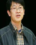 감독/연출인 박근형의 대표 이미지