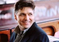 배우인 모리스 고딘의 대표 이미지