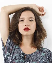 영화배우인 로레나 콤파라토의 대표 이미지