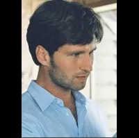 영화배우인 힐미르 스네어 구오나손의 대표 이미지