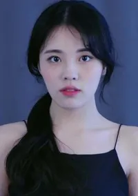 영화배우인 나윤서의 대표 이미지