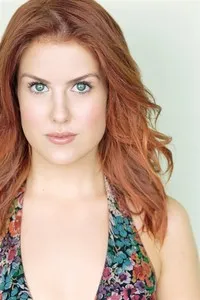 영화배우인 클레어 버밍엄의 대표 이미지