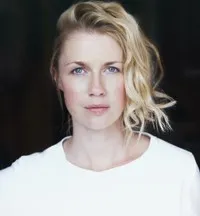 영화배우인 크리스티네 아이크센베르거의 대표 이미지