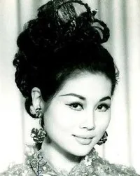 영화배우인 금비의 대표 이미지