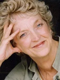 영화배우인 낸시 리네한 찰스의 대표 이미지