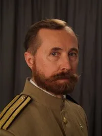 배우인 니콜라이 부릴야예프의 대표 이미지