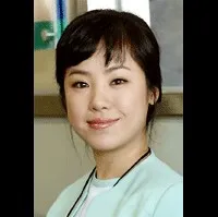 가수, 영화배우인 염홍의 대표 이미지