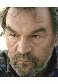 배우인 표트르 자이첸코의 대표 이미지