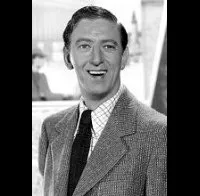 배우, 음악인 레이 볼저의 대표 이미지