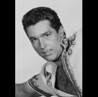 영화배우인 커윈 매튜스의 대표 이미지