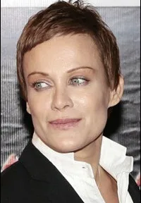 배우인 소냐 키르히베르거의 대표 이미지