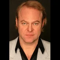 영화배우인 그레그 트래비스의 대표 이미지