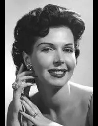 배우, 음악인 앤 밀러의 대표 이미지