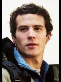 영화배우인 바르나비 멧슈라트의 대표 이미지