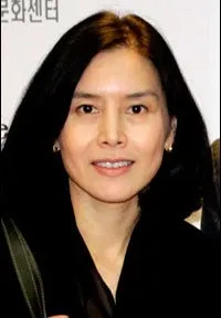 배우, 각본인 김유미의 대표 이미지