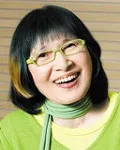 (전직)카피라이터, (전직)작가인 최윤희의 대표 이미지