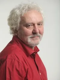 영화배우인 댄 콘듀라치의 대표 이미지