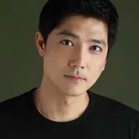 연극배우인 김태범의 대표 이미지