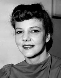 영화배우인 엘리사 랜디의 대표 이미지