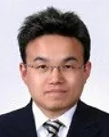 연구인인 정성일의 대표 이미지