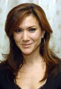 배우인 나디아 다자니의 대표 이미지