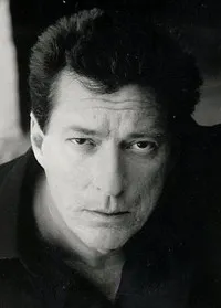 배우인 장 피에르 베르게롱의 대표 이미지