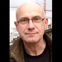 배우인 피오트르 마샬리카의 대표 이미지