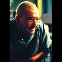 영화배우인 레미 지라드의 대표 이미지