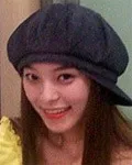 VJ, 모델인 줄리의 대표 이미지