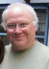 영화배우인 콜린 베이커의 대표 이미지