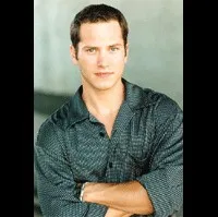 영화배우인 데이빗 리퍼의 대표 이미지