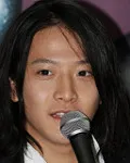 가수인 오가타 류이치의 대표 이미지