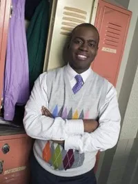 배우인 데온 리치몬드의 대표 이미지