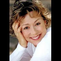 성우, 가수인 데비 데리베리의 대표 이미지