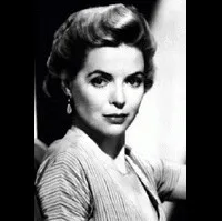 배우인 도로시 맥과이어의 대표 이미지