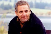 배우인 빈센트 리오타의 대표 이미지