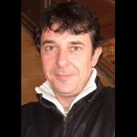 배우, 편집인 페레 폰체의 대표 이미지