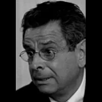 배우인 라슬로 스자보의 대표 이미지